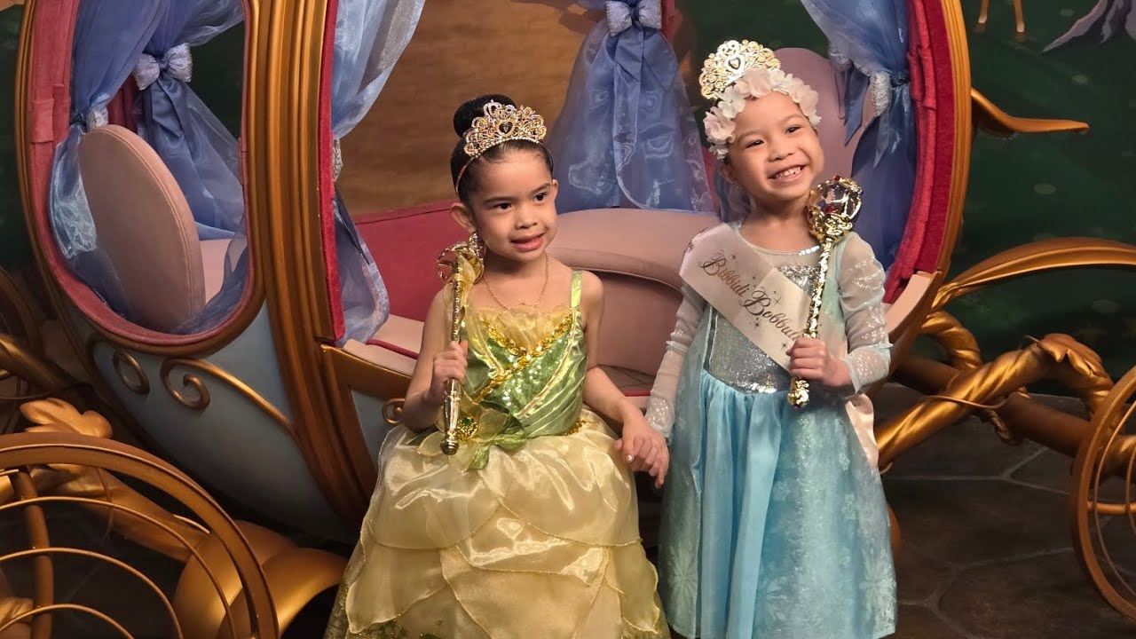 Trải Nghiệm Làm Công Chúa ở Bibbidi Bobbidi Boutique (Disneyland) 