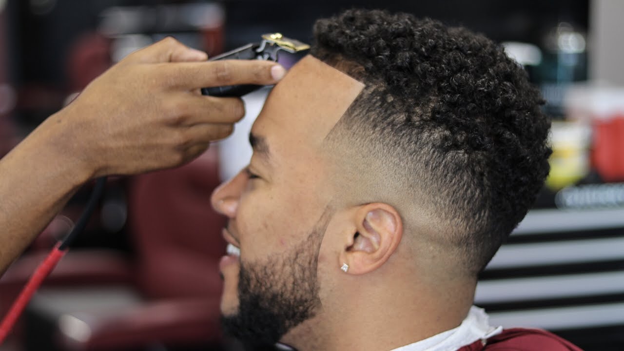 HAIRCUT TUTORIAL: SPRAY BOTTLE METHOD | DROP FADE | CURL SPONGE