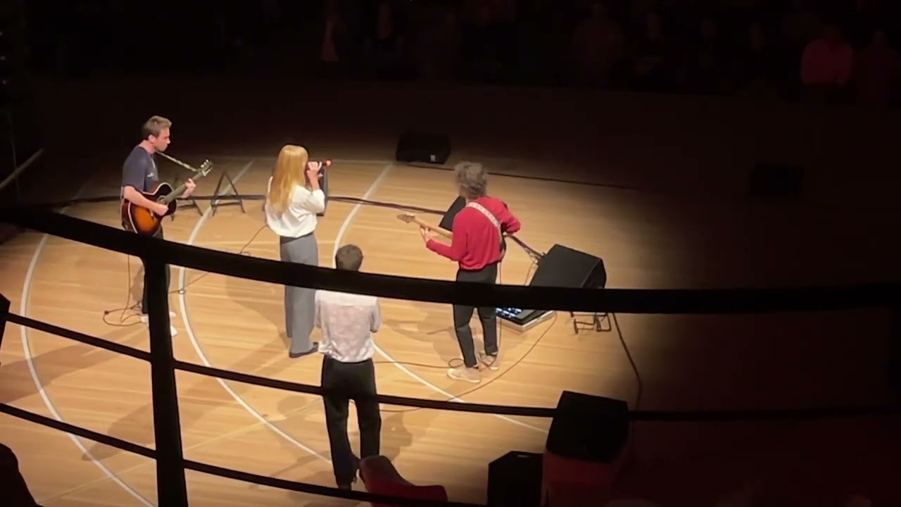 Lotte + Clueso-Band - SO WIE ICH, live Elbphilharmonie Hamburg, 18.09.2023