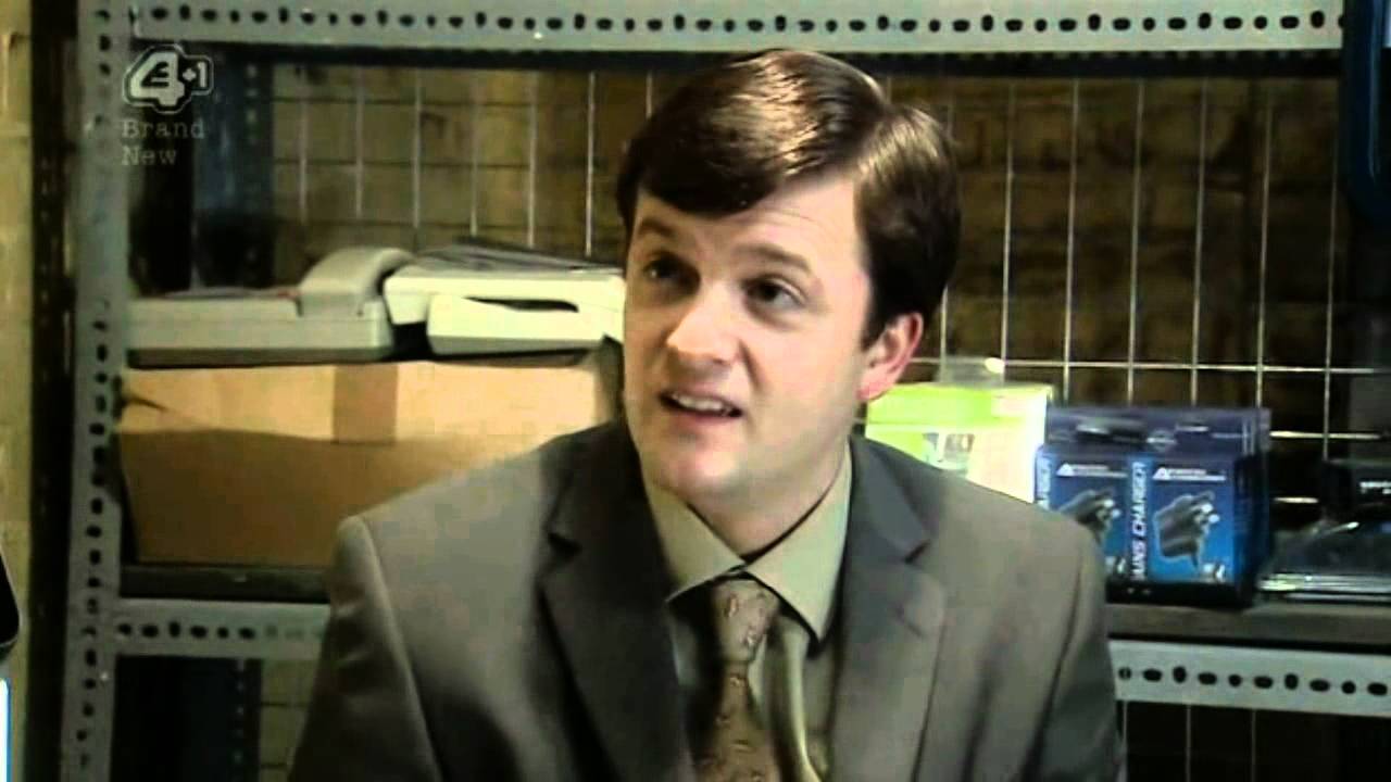 Phoneshop - Ashley and Jerwayne advise Christopher