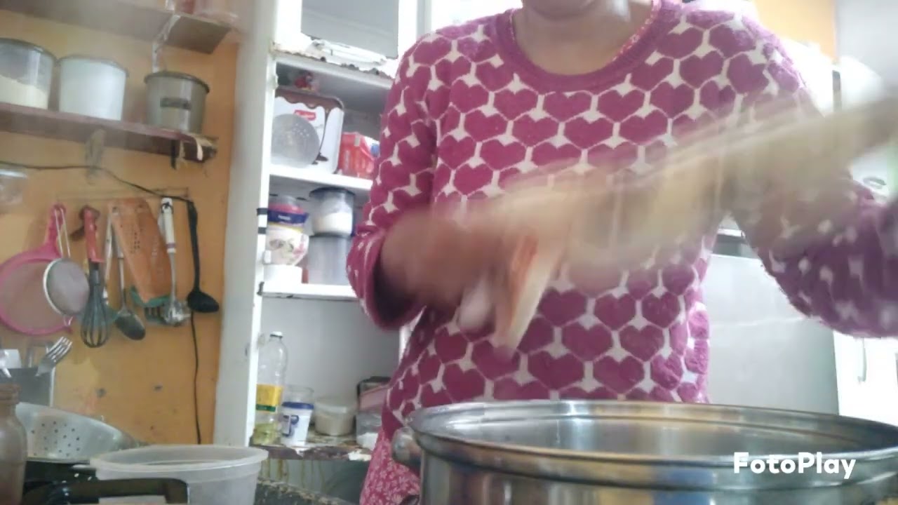 Massa alemã com molho de tomate 
