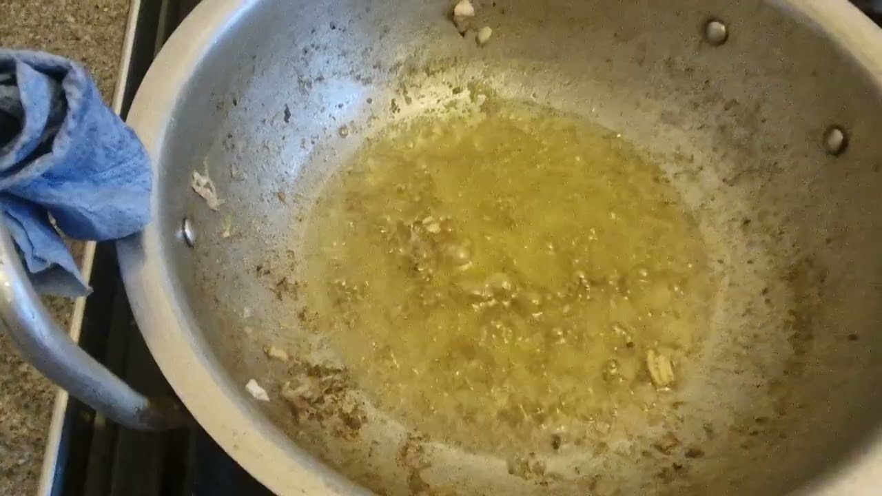 Chicken cooked in home 🏡 😋 spicy