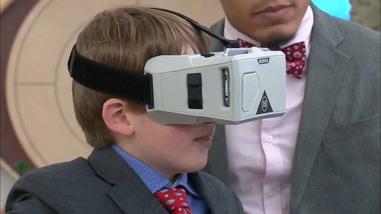 Manhattan school using virtual reality to combat bullying, choose kindness