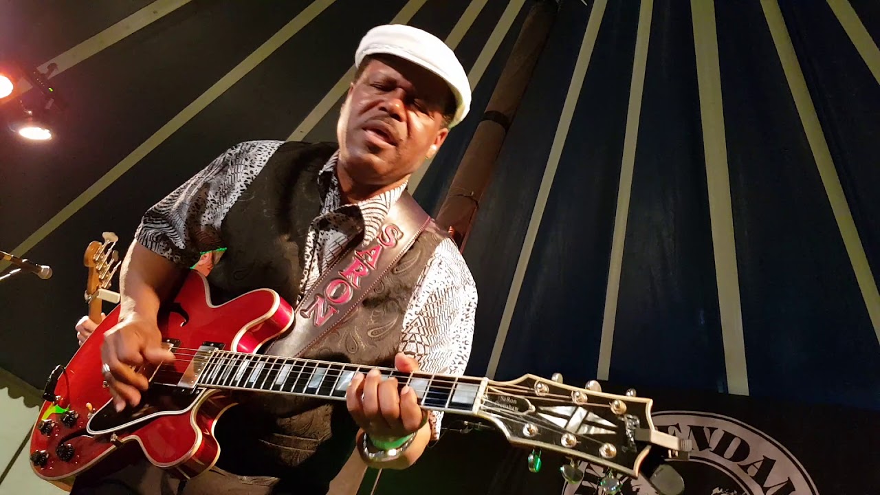 SaRon Crenshaw & Blind B and the Visionairs kwadendamme 2018