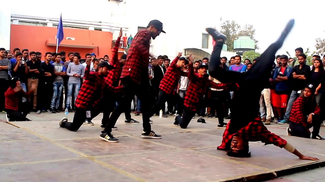 Utkarsh 2017 | Amazing street dance performance at BBD University Lucknow