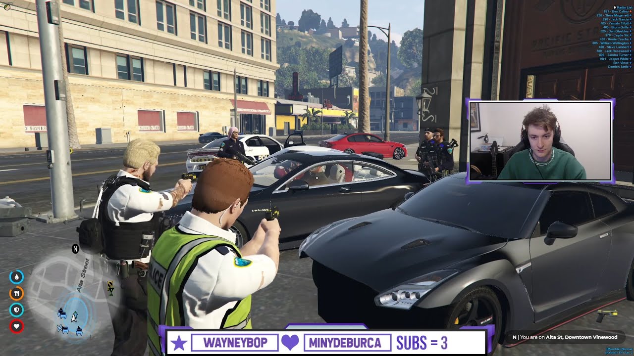 FIRST day as a POLICE OFFICER ends in a SHOOTOUT! - GTA RP {STRP}