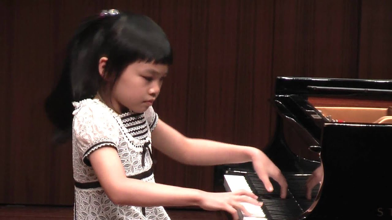 Clementi: SONATA IN G MAJOR, OP.25, NO.2 (Allegro con brio)