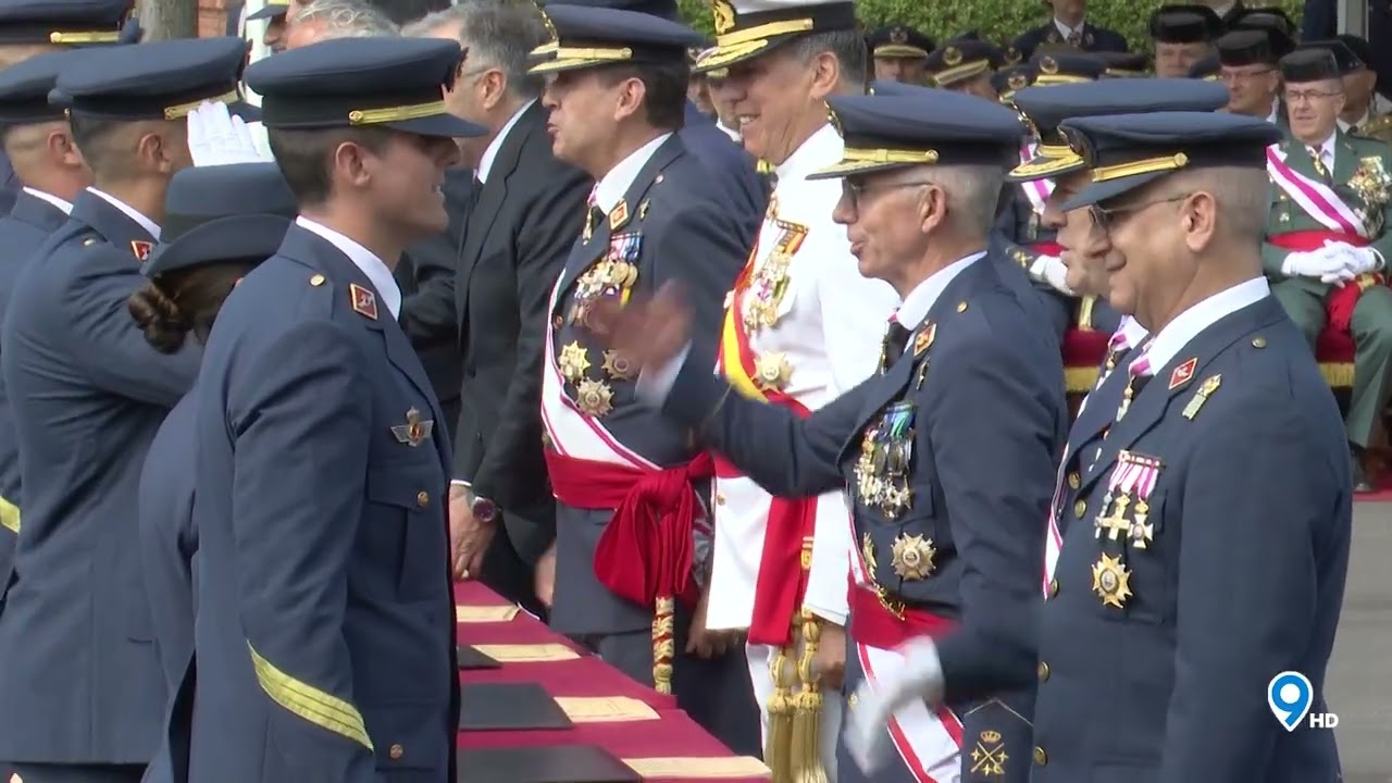 📌📡Entrega de Reales Despachos en la Academia Básica del Aire de la Virgen del Camino, León, 2025 🔵
