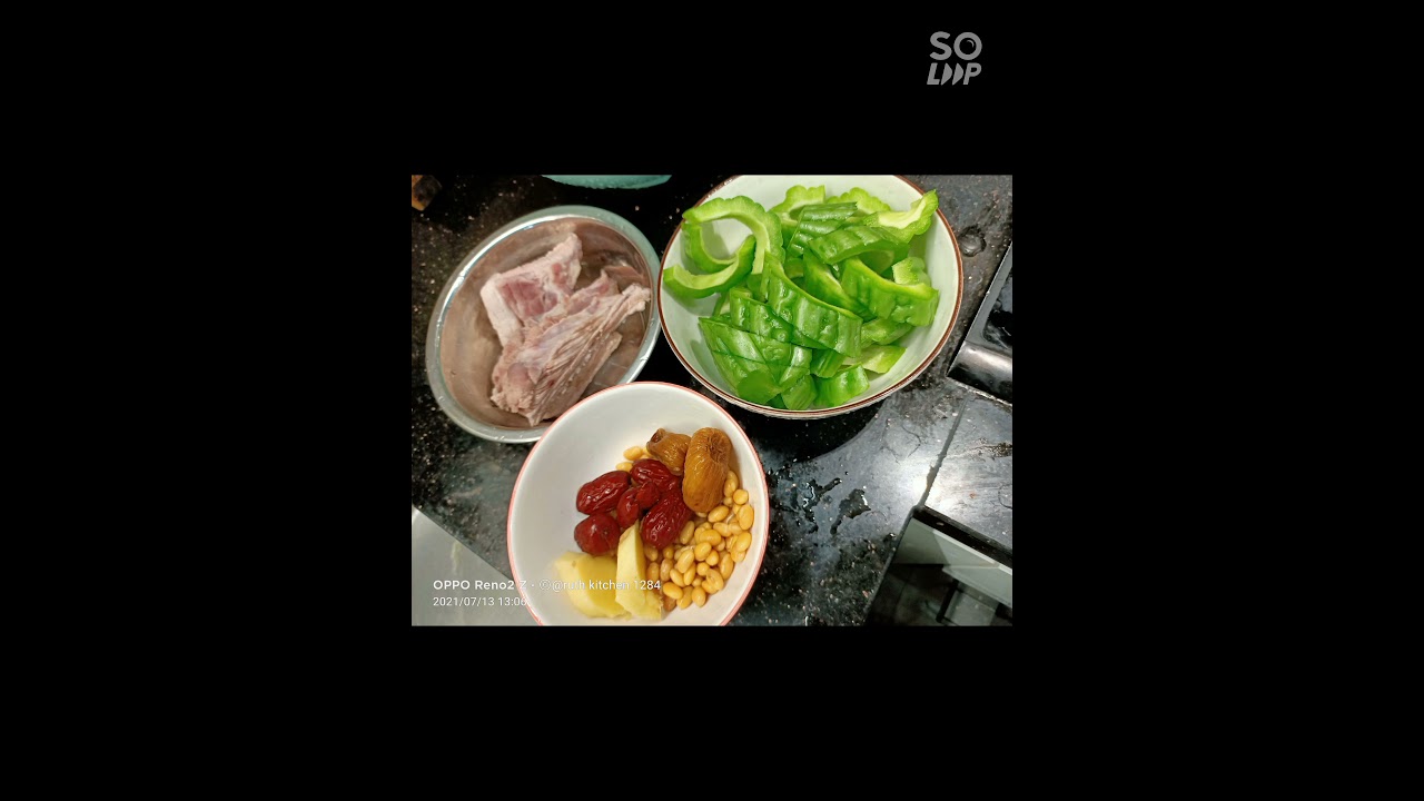 podhong fukwa & baikwat (soup bitter ground &sparibs)Ala Hongkong