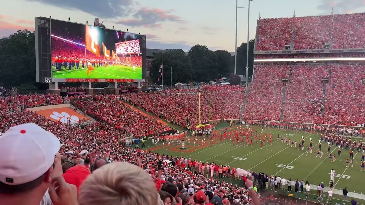 Clemson Vs LSU entrance 