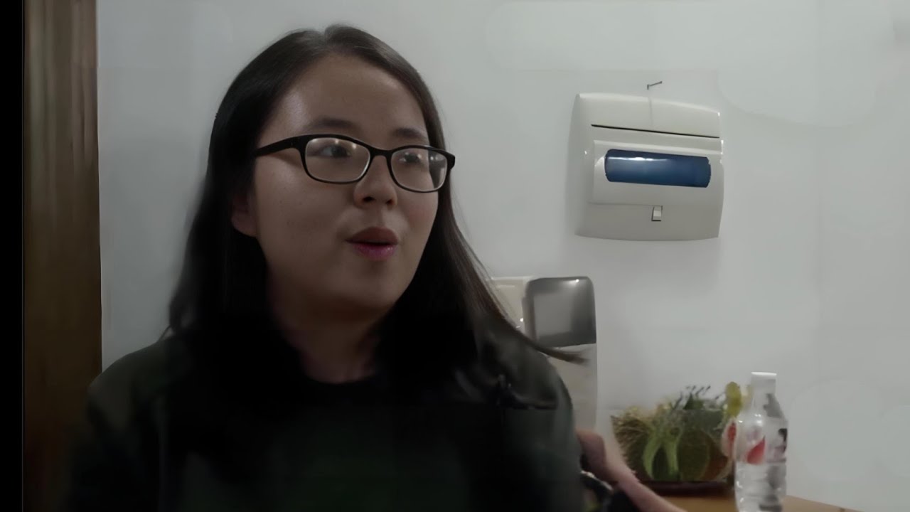 从未见过的邻居突然敲门求助！你会帮忙么？一个年轻人都没有！#社会观察