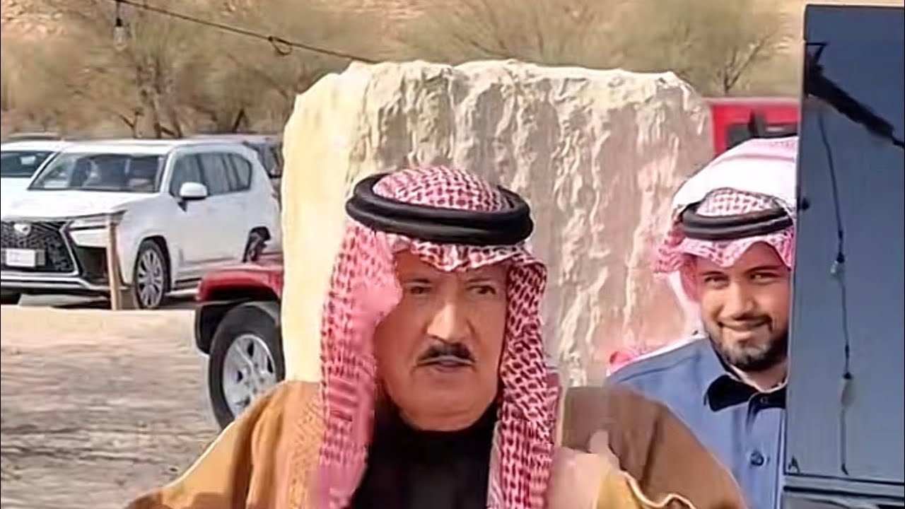 مأدبة غداء للامير متعب بن ثنيان آل سعود من رجل الاعمال فهد الفراوي 