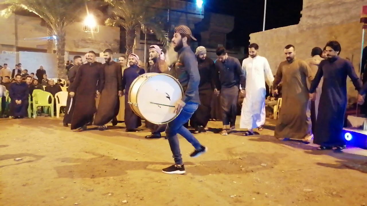 الفنان ضياء العراقي  وعازف الطبل ليث الشيحاوي.👈  الوصف مهم👇