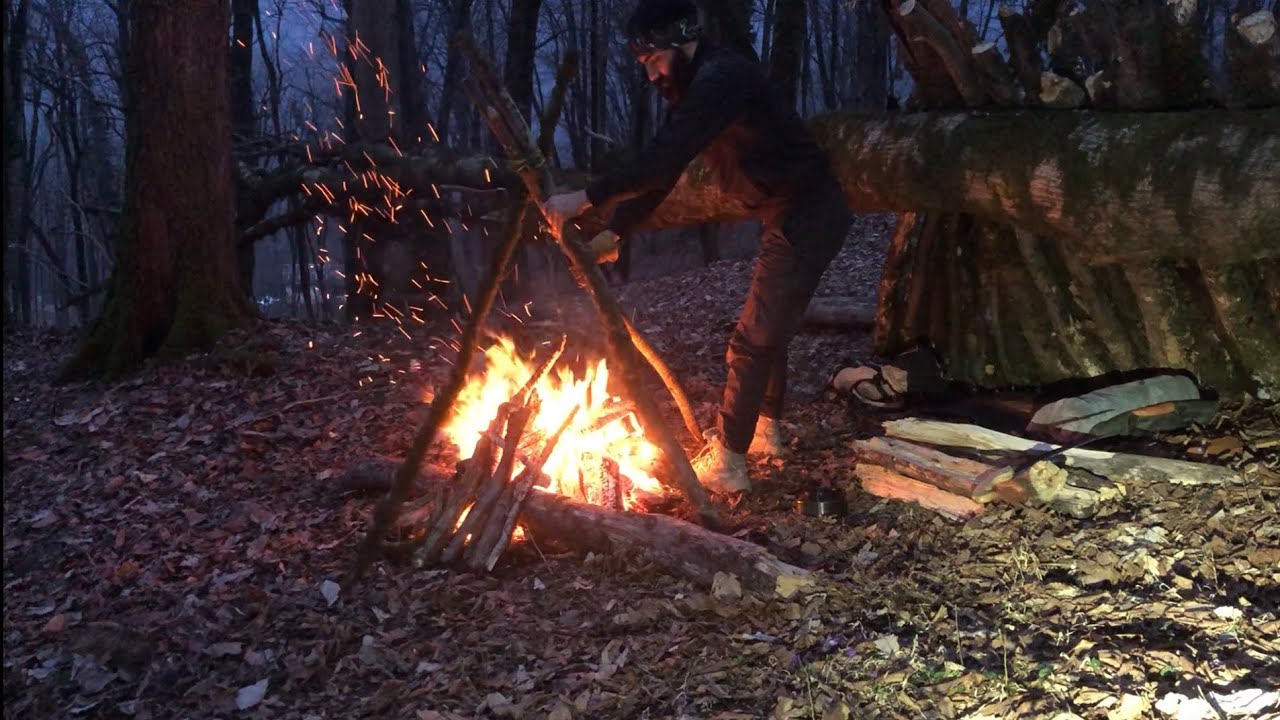 winter survival shelters in the woods: bushcraft camping in wilderness-no tarp
