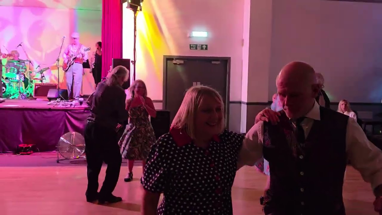 Coolmovers dancing to Memphis 56