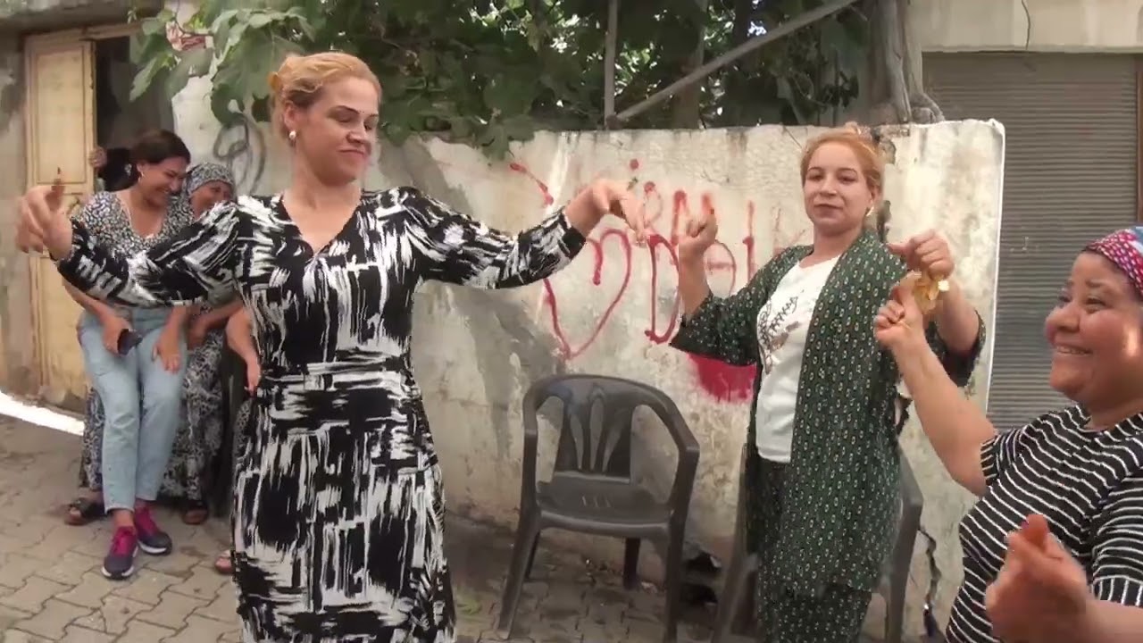 TUBA İLE UGRAŞ ŞAHİN 1