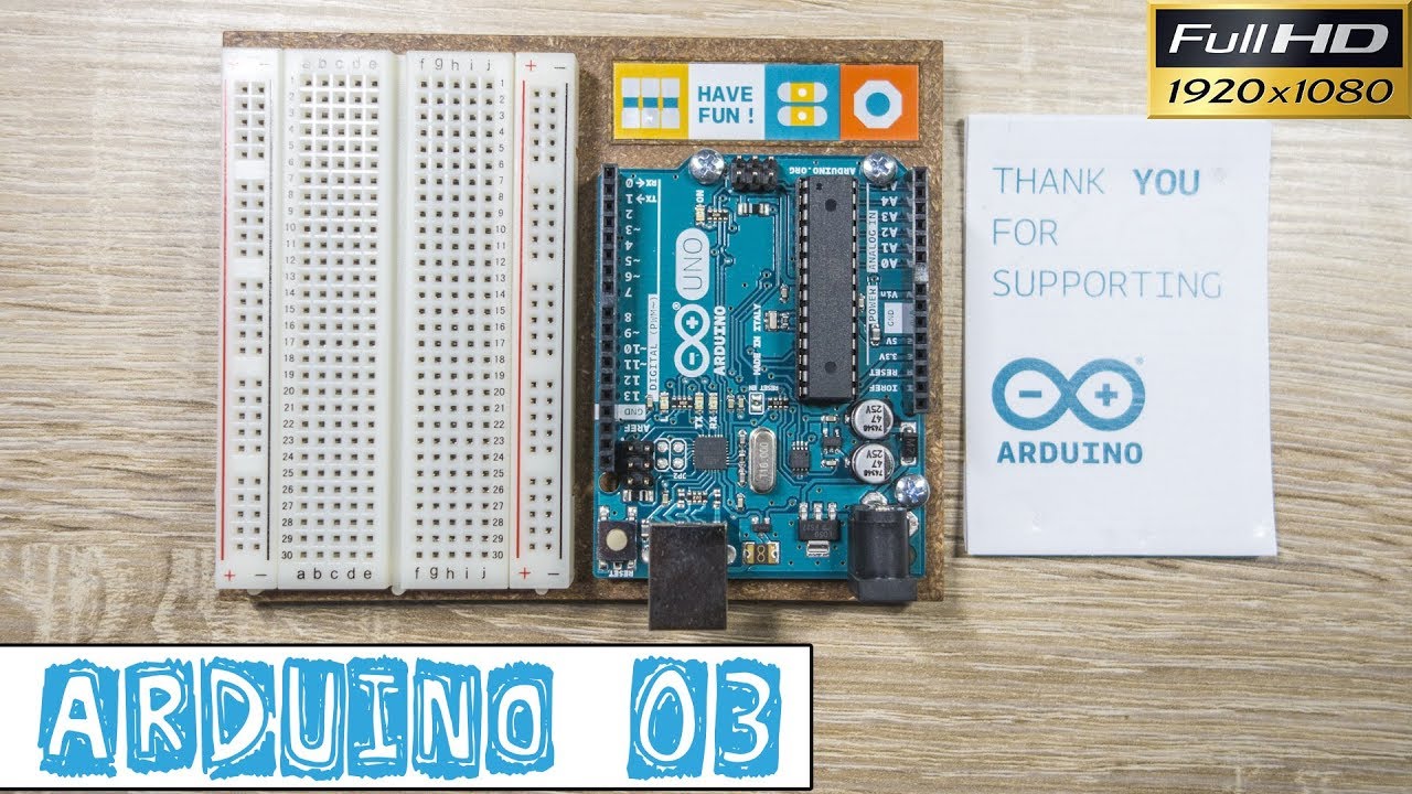 Arduino03-Mise en place de l'ARDUINO UNO et de la BREADBOARD sur le support en bois