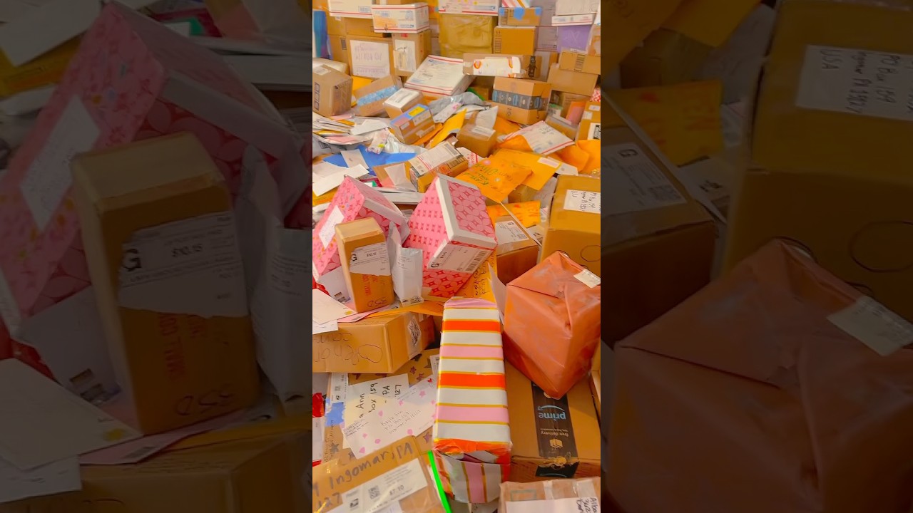 КОМНАТА ДЛЯ ПОЧТЫ ФАНАТОК 🤭📦 #тренд #почта #распаковка #популярный #удовлетворительный #тайна #сю...