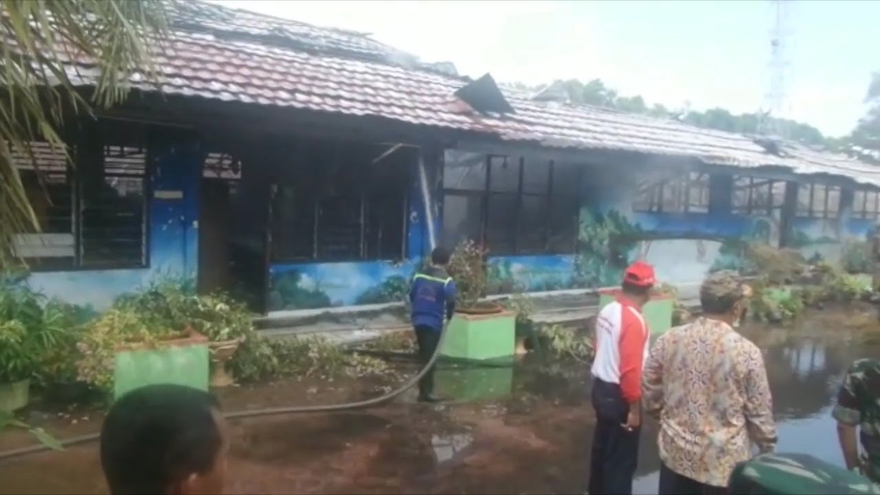 Api Hanguskan Enam Ruang Kelas di SDN 4 Menteng Palangkaraya