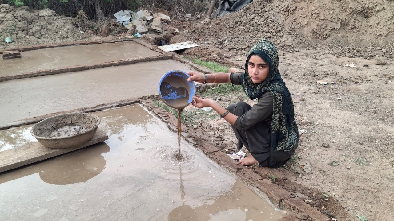 कैसे चिकनी मिट्टी के बर्तन बनाए जाते देखा दोस्तों 😱😱😱😱