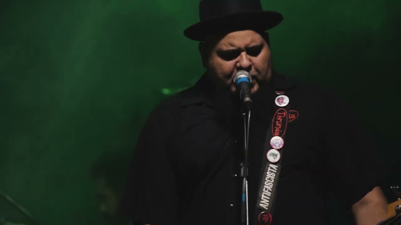 Thrunda -  Amanhã vai ser pior (Part. Vicente Ferreira) Ao vivo 25 anos