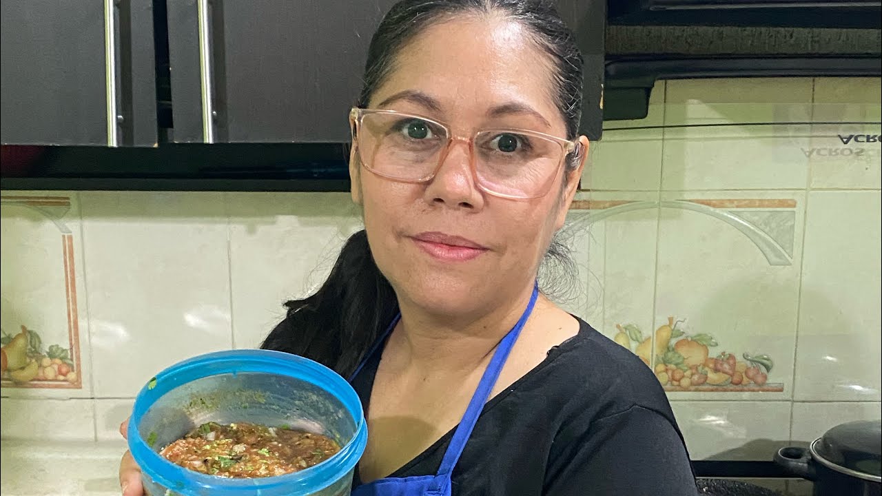 Hogar y comida Mexicana  está en vivo SALSA DE TOMATE TATEMADA🍅🌶️ y platicando de todo un poco😃