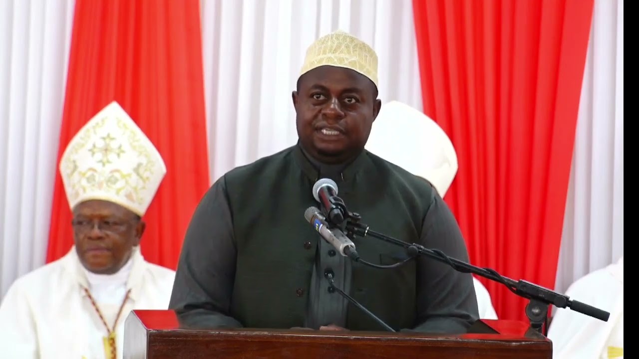 MWAKILISHI WA SHEIKH MKUU ATOA SALAMU ZA RAMBI RAMBI KWENYE MAZISHI YA MWADHAMA KARDINALI PENGO