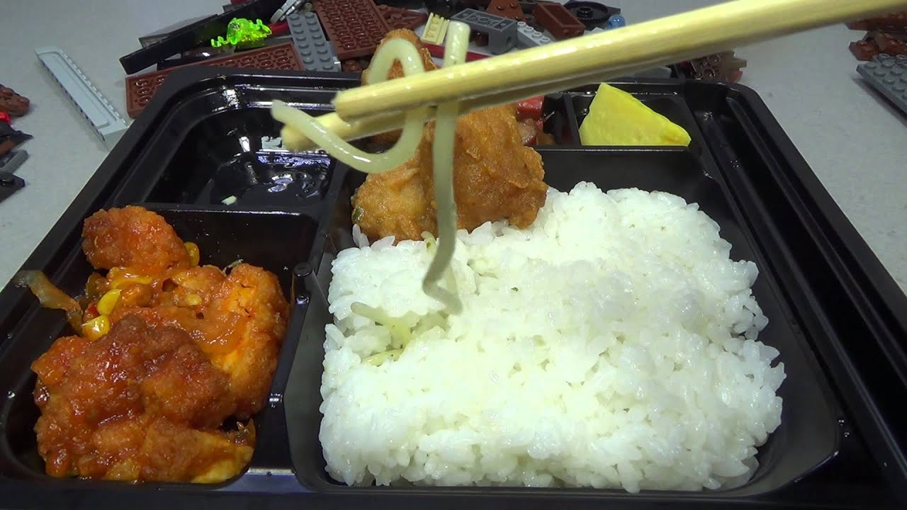 BBQ 모듬 치킨 도시락, 치킨텐더가 들어간 GS25 편의점의 일회용 식사 시식기