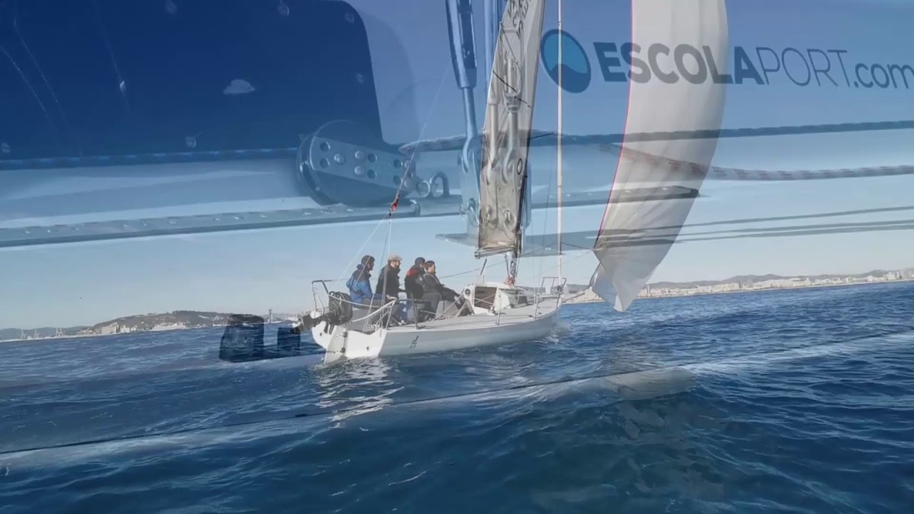 Estrenando la nueva flota de veleros J80 del [Club de navegación Escola Port]