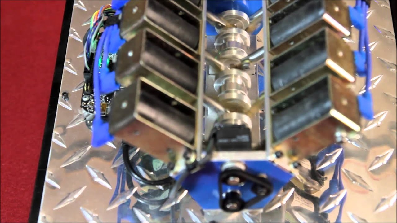 V8 Solenoid Engine with Electronic Ignition