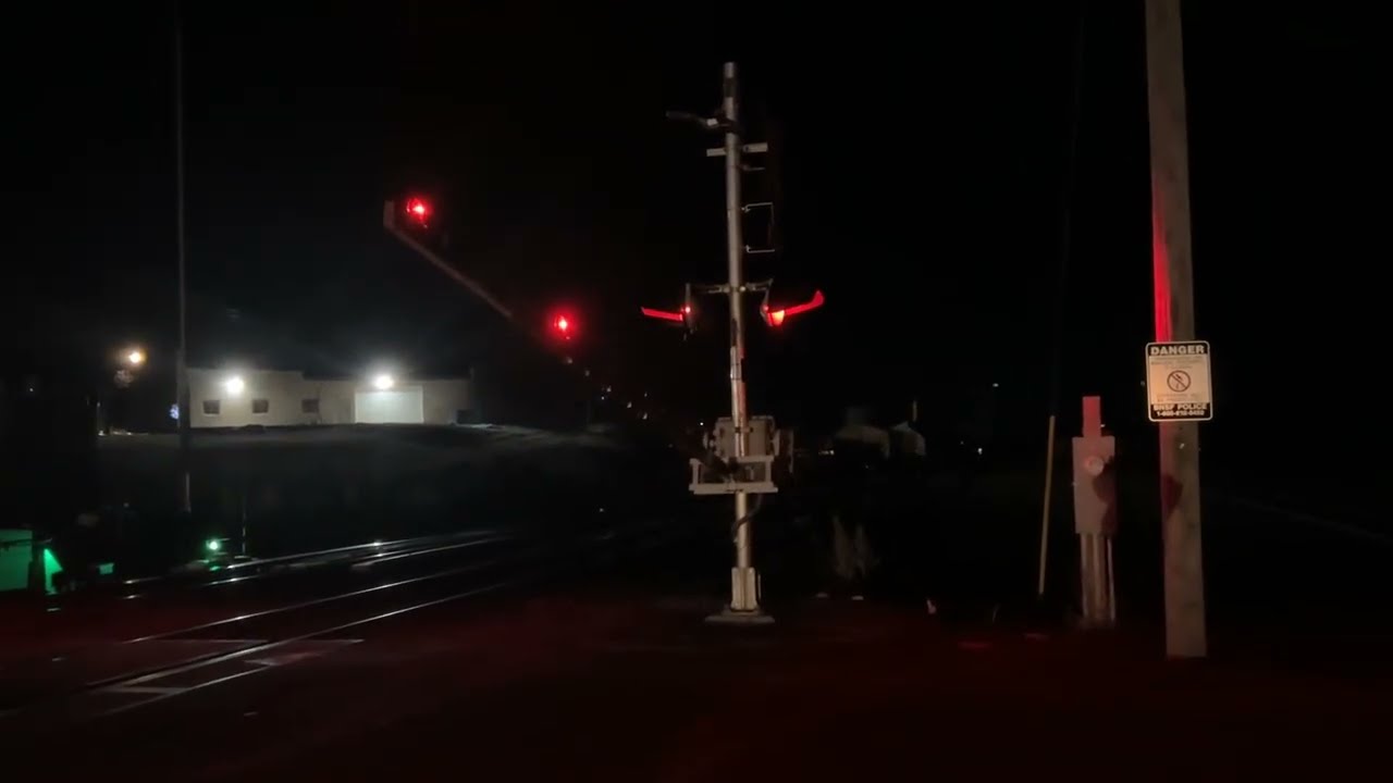 BNSF 4283 South In Garretson South Dakota
