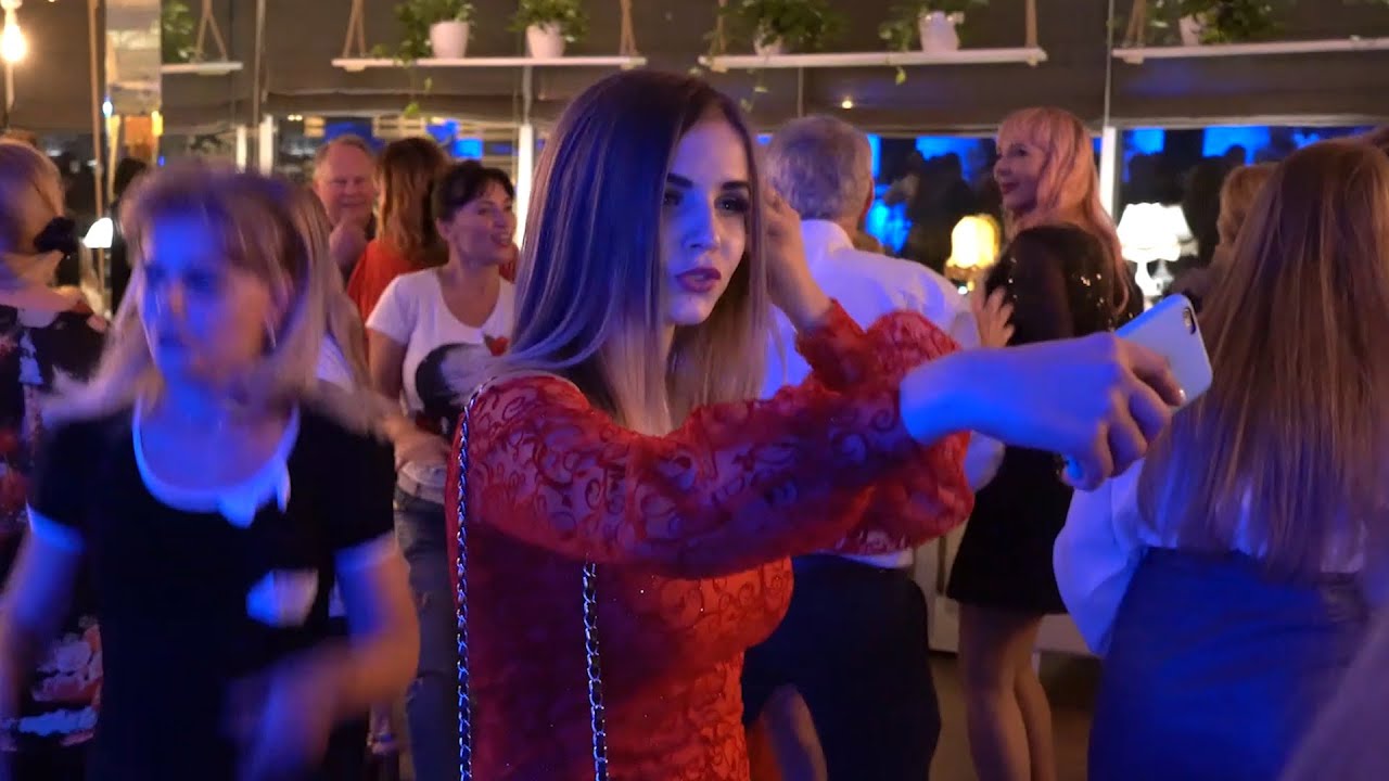 Russian Women Flood Speed Dating Events for Foreigners