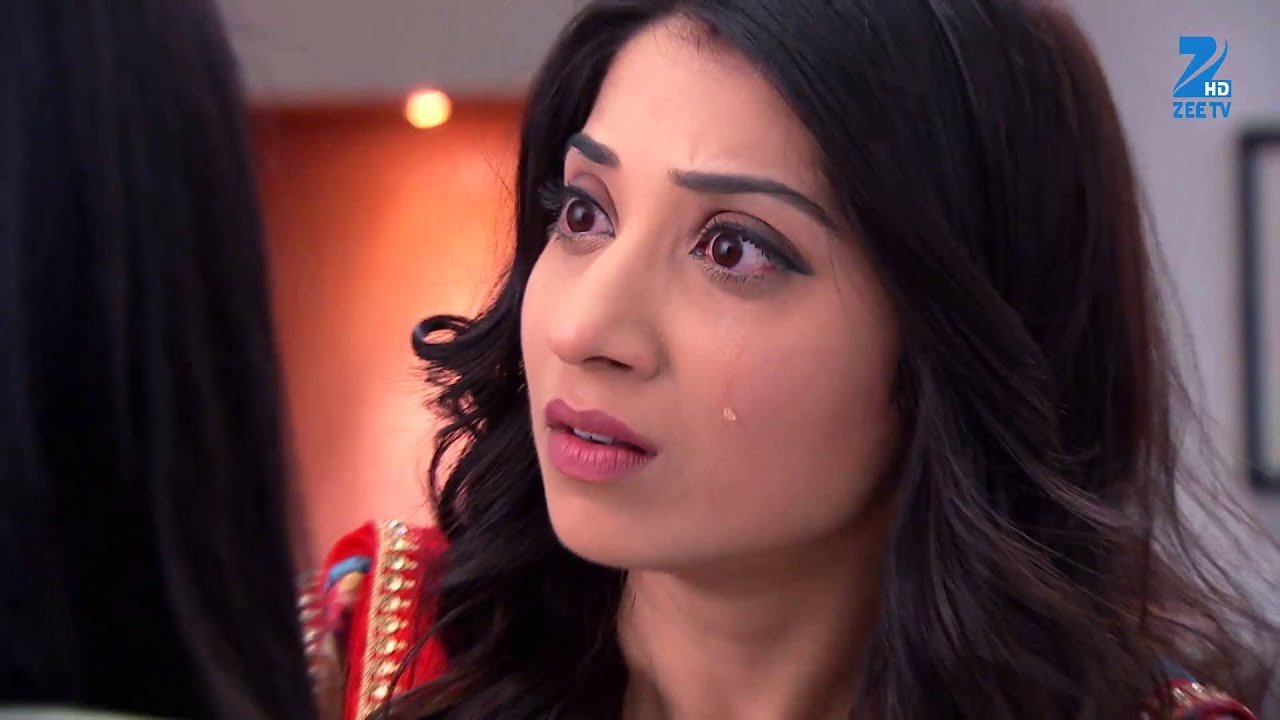 Satrangi Sasural - Hindi TV Serial - Best Scene - Ravish Desai,Mugdha Chapekar,Farida Zee TV