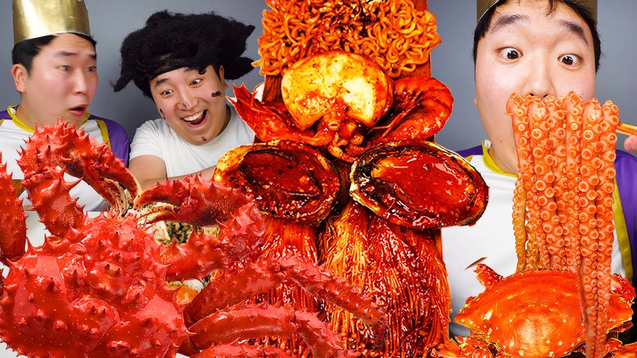 ASMR MUKBANG| острые морепродукты, отварные осьминоги, кальмары, камчатский краб, грибы эноки