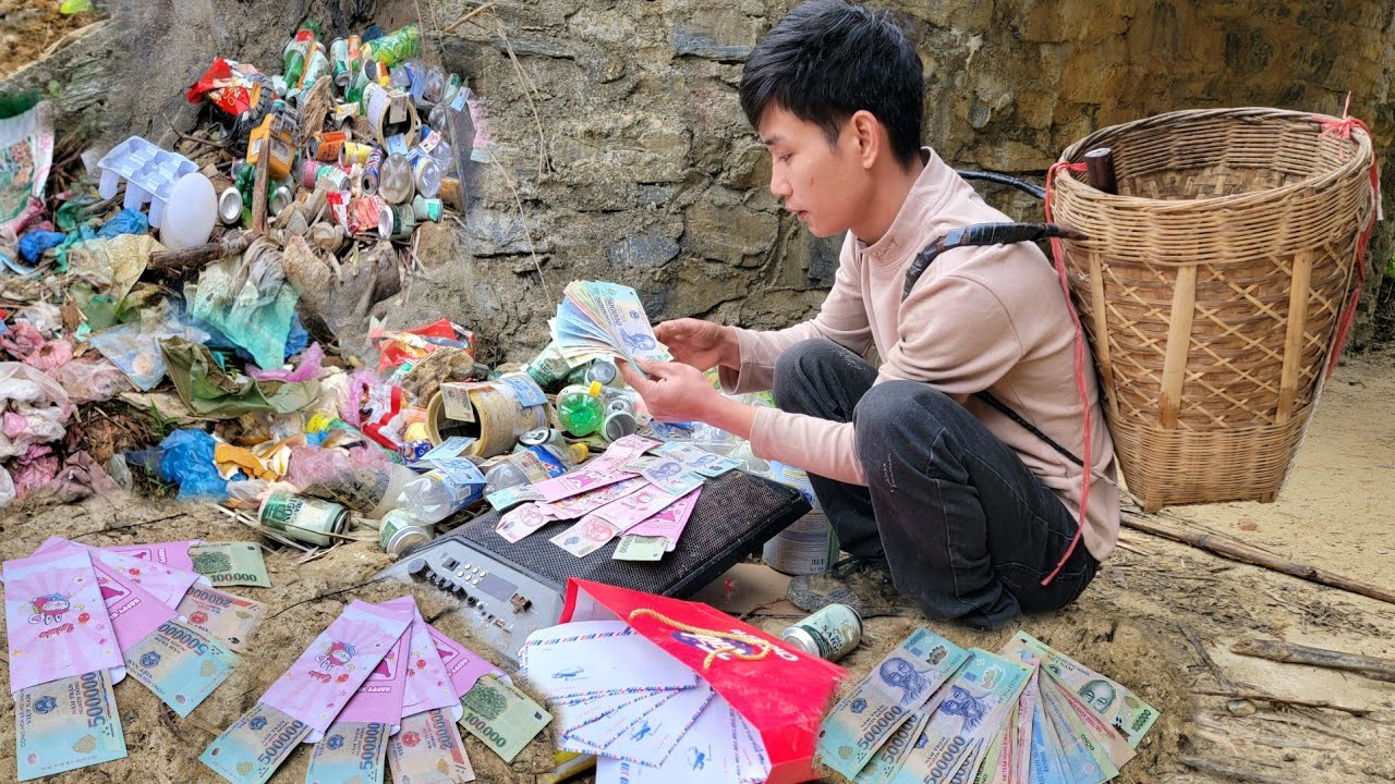 Accidentally passed by the garbage dump and picked up money in Lucky Money's bag Trieu Van Tinh