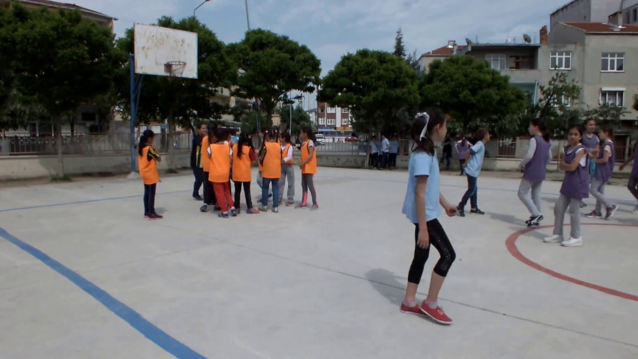 Şehit Dinçer Ersoy ilkokulu 4-D yakar top turnuvası -5