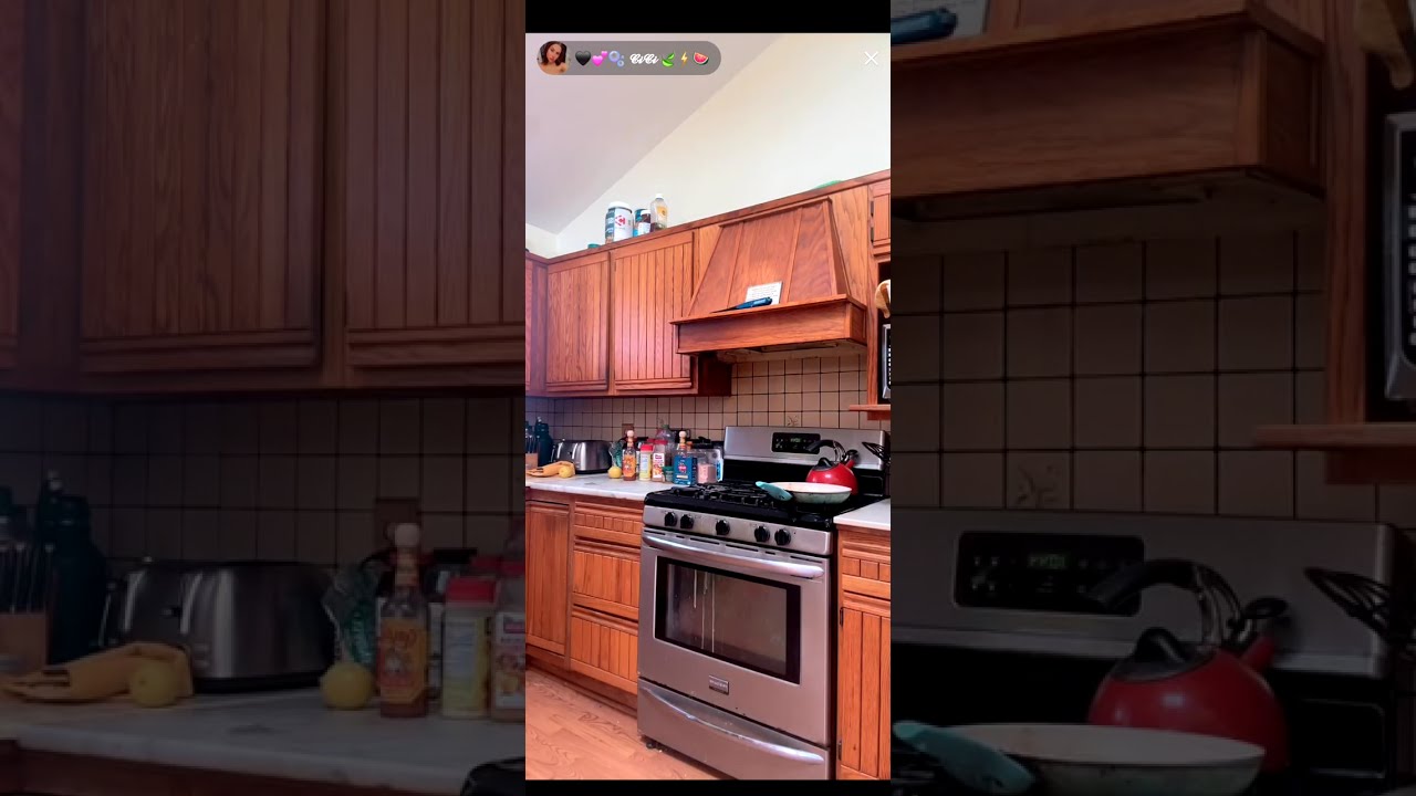 LiLi Periscope новая прямая трансляция девушка 1