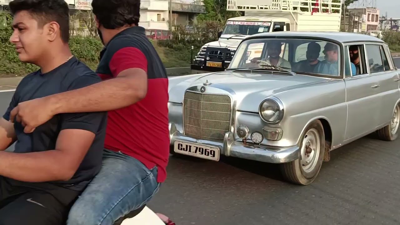 Mercedes 200D 1966.  #mercedesbenz #vintagecar #classiccars #kamrej #surat #car #carlover #oldisgold