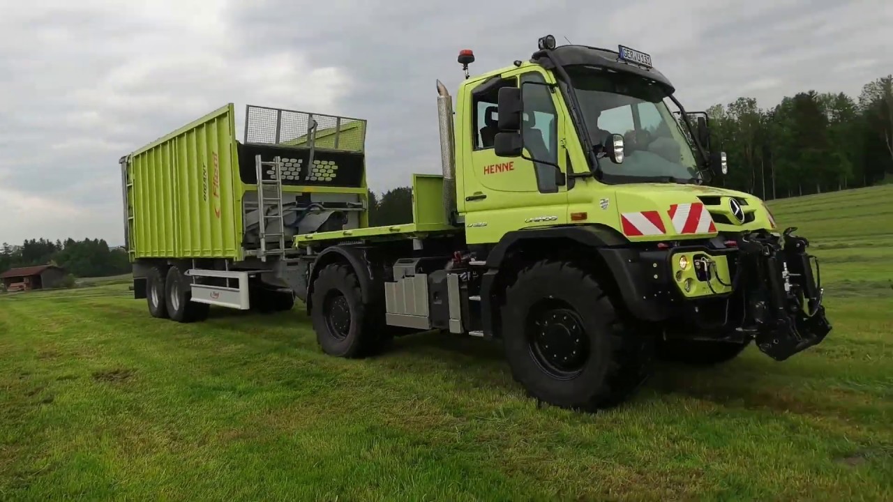 Unimog-Power bei der Silage: U529 mit Fliegl ASW im 1. Schnitt 2020; MB trac und Unimog im Einsatz