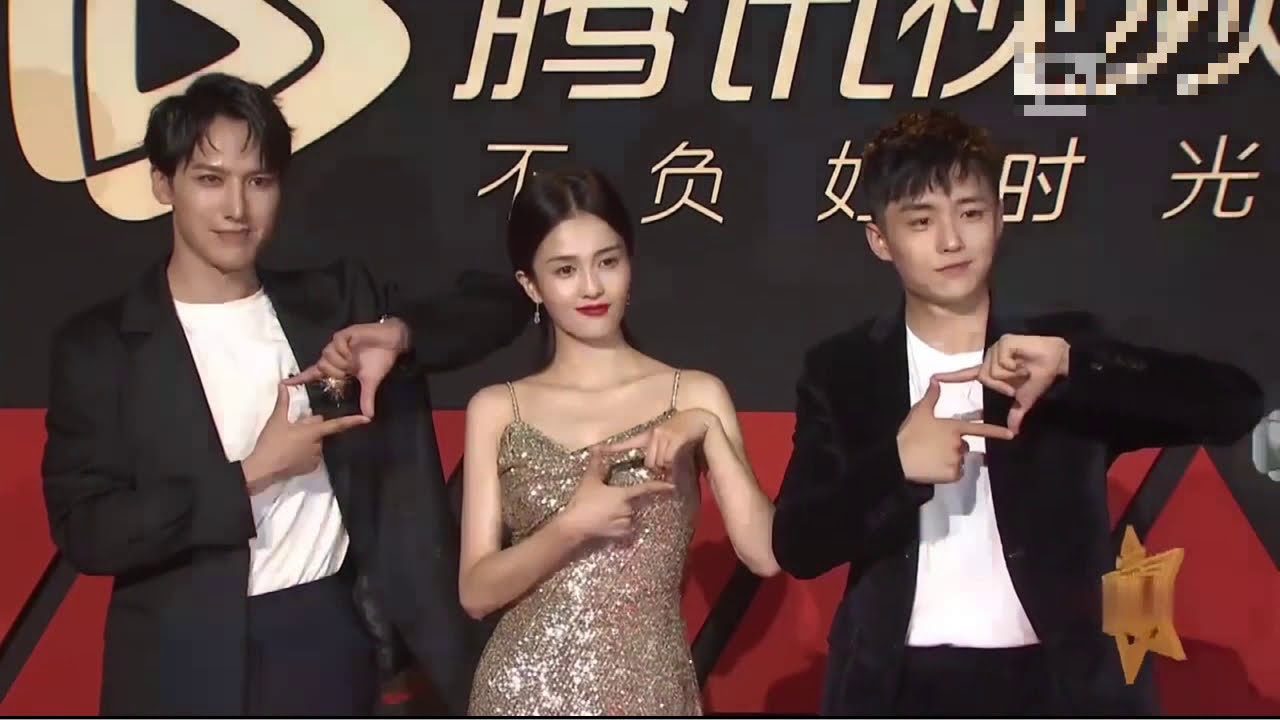 白鹿 Bai Lu《九流霸主》 Jiu Liu Ba Zhu ( Jiu Liu Overlord )2019星光盛典红毯和采访白鹿，赖艺和翟子路携九流霸主亮相 