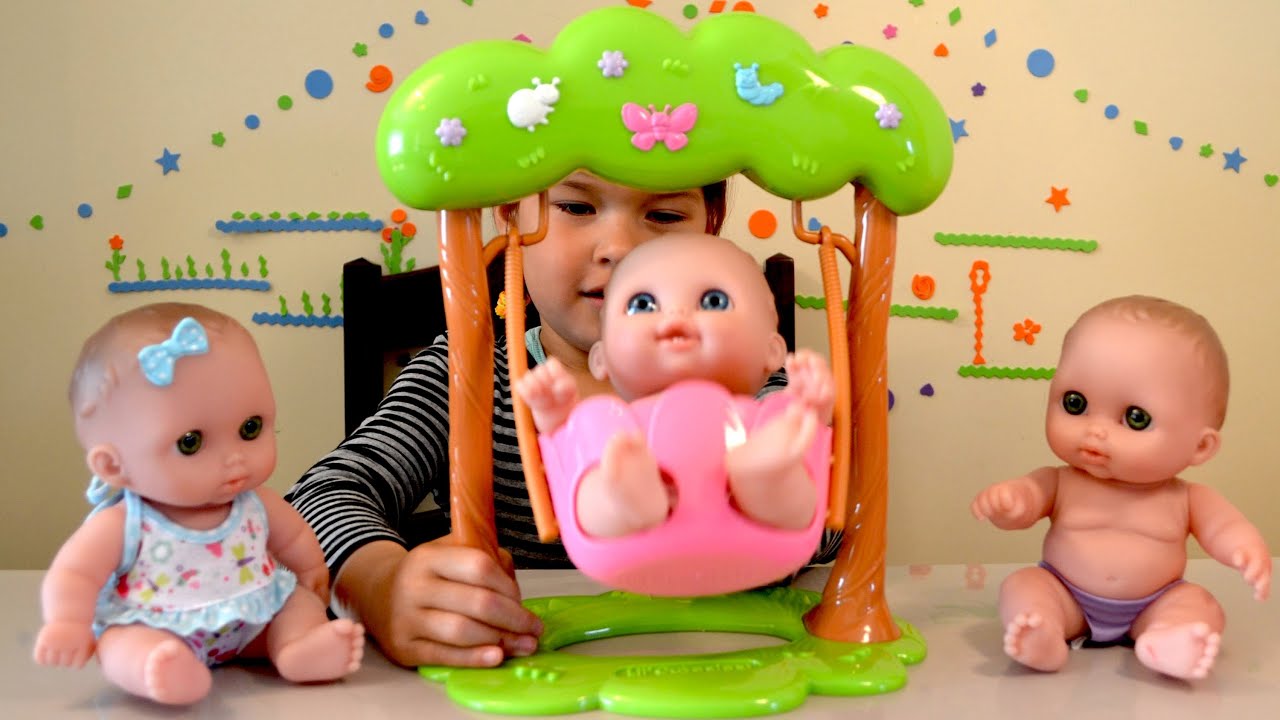 Lil Cutesies Twin Dolls Swing Play Time + Bath Time Fun with 3 Baby Dolls 🛁✨|Pretend Play Fun