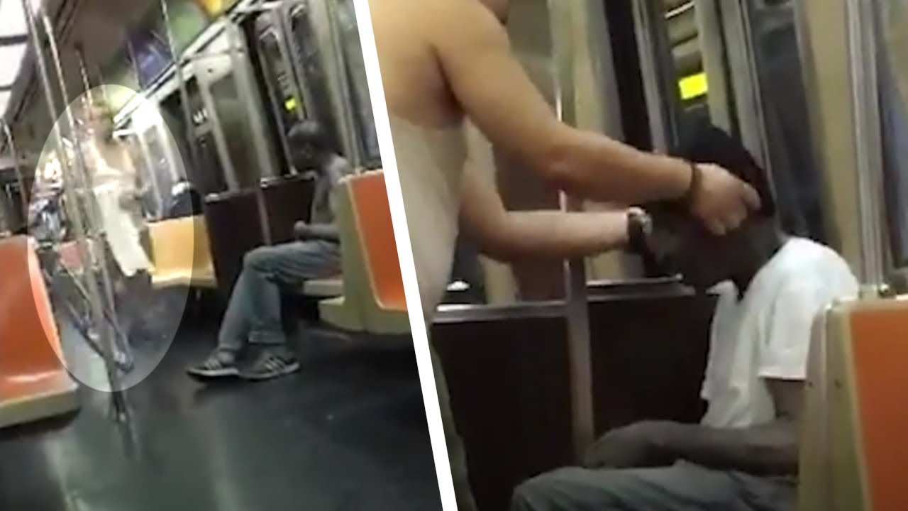 Un conducteur de métro filme un inconnu qui offre un t-shirt à un homme à moitié nu
