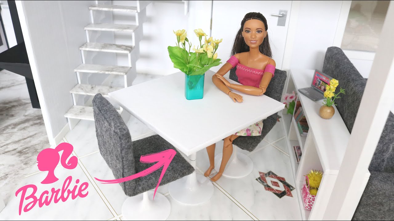COMO FAZER MESA E CADEIRAS PARA A SALA DE JANTAR DA BARBIE / HOW TO MAKE TABLE AND CHAIRS FOR BARBIE