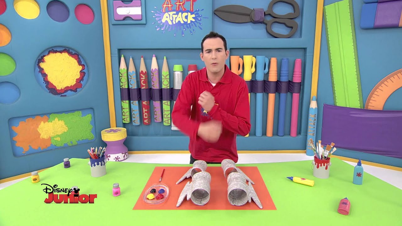 Art Attack - Technique d'accessoires de Super Héro- Disney Junior - VF
