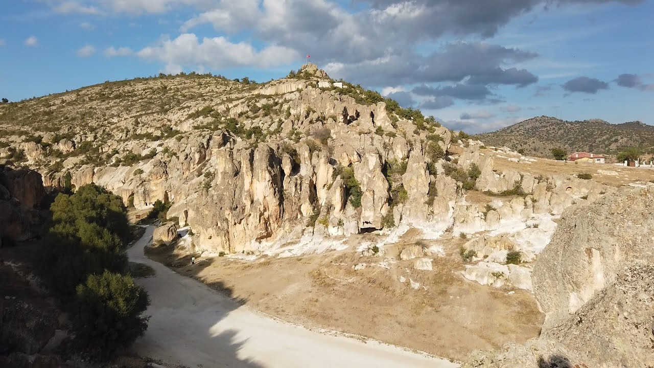 Ayazini Mağaralar ve Eski Yerleşim (Ayazini Caves and Old Settlements), Afyonkarahisar