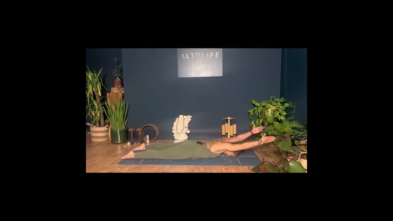 Manifestation Miracles - Crown Chakra Yoga Class.
