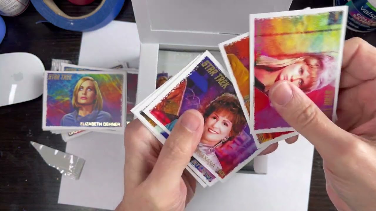 Rittenhouse Women of Star Trek Unboxing- Unboxing Possible Sketch Card