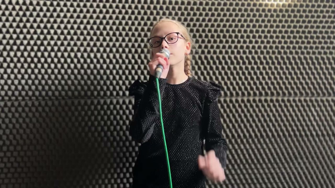Zuzanna Bugaj, kat. 10-12 lat, 4. OGÓLNOPOLSKI FESTIWAL PIOSENKI TALENT