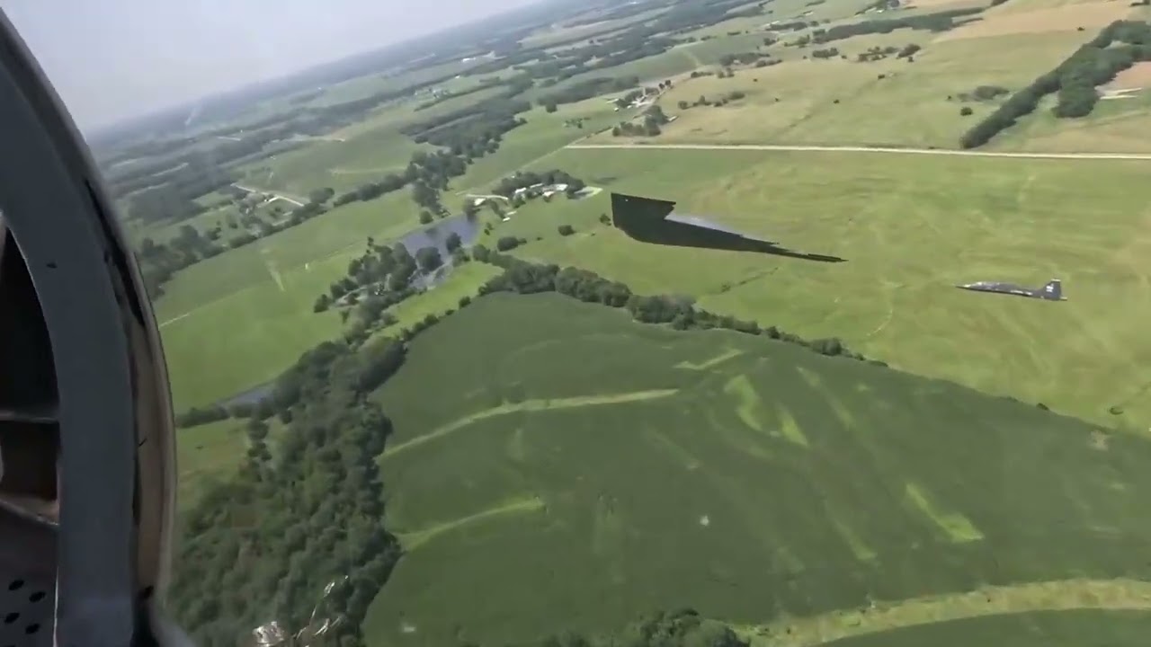 RARE B-2 SPIRIT WITH WINGMAN FOOTAGE ✈️