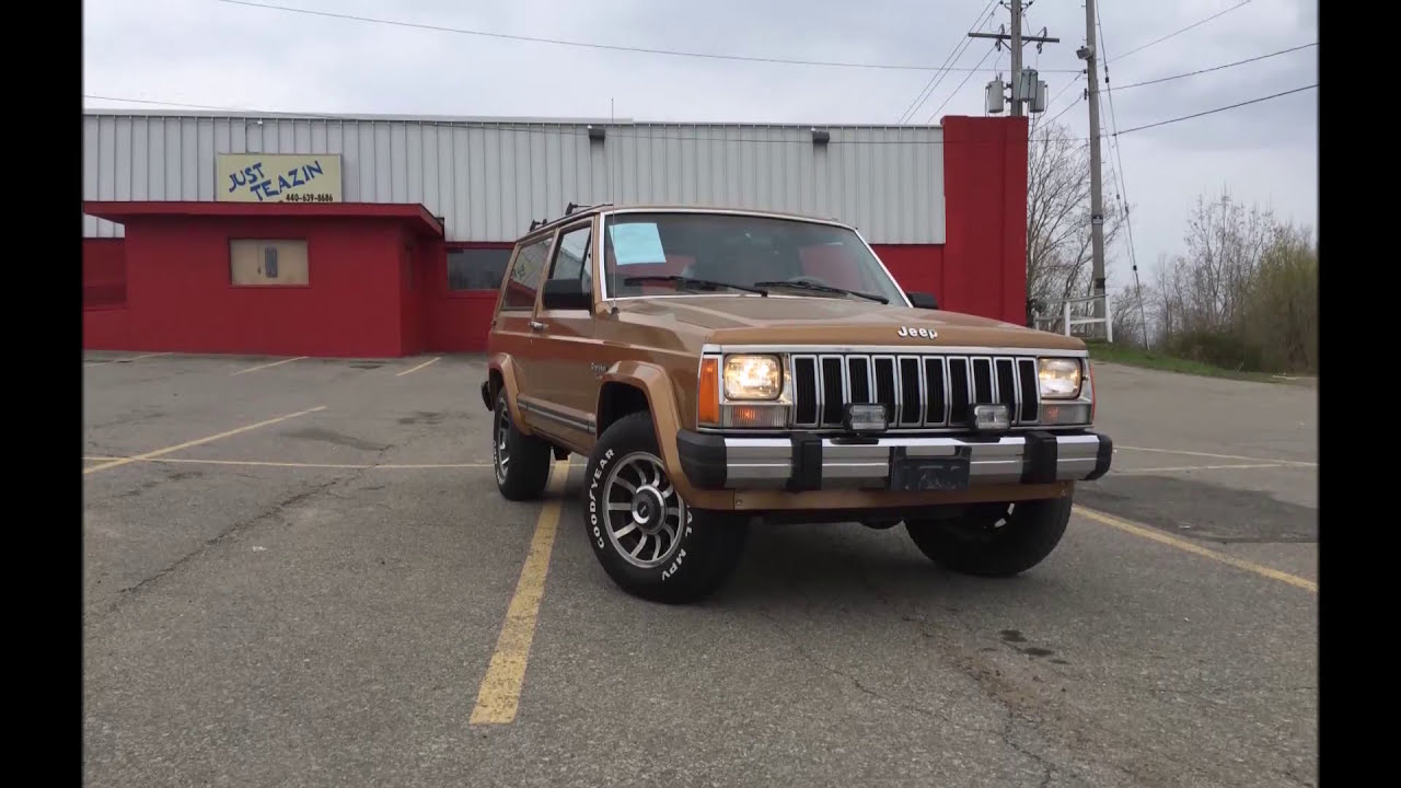 1985 Jeep Cherokee Laredo 4WD walk aound